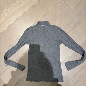Doen Grey Pointelle Long Sleeve Mockneck